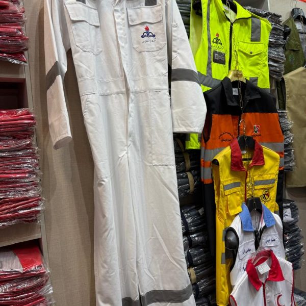 لباسکار یکسره سفید شرکت نفت